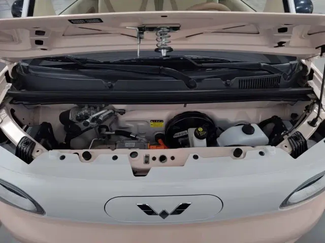 Wuling Hongguang Mini EV — Фото автомобиля 6