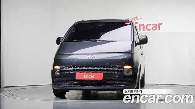 Hyundai Staria Staria Карго 3 места — Фото автомобиля 3