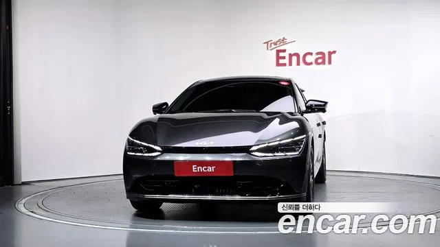 Kia EV6 — Фото автомобиля 3