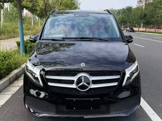 Mercedes-Benz V-Class — Фото автомобиля 2