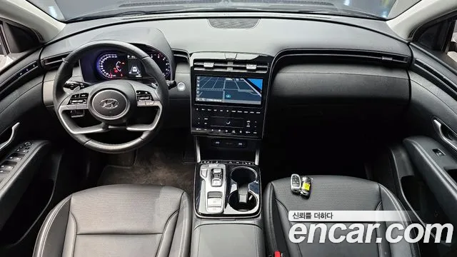 Hyundai Tucson Tucson (NX4) Дизель 2.0 2WD — Фото автомобиля 7