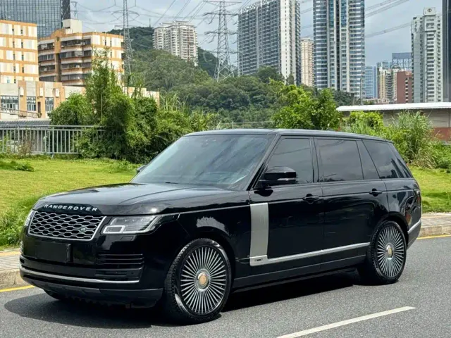 Фотография автомобиля — Land Rover Range Rover