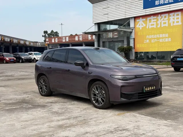 Leapmotor C10 — Фото автомобиля 3