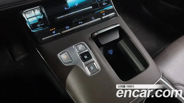 Hyundai Grandeur Grandeur (New) — Фото автомобиля 9