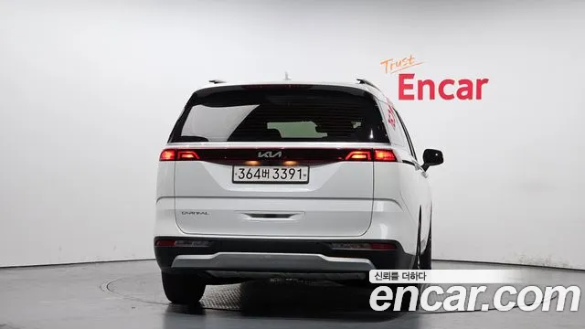 Kia Canival Carnival 4 поколение 9 мест Prestige — Фото автомобиля 4