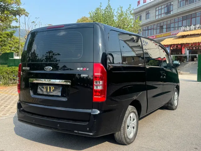 JAC Refine M3 — Фото автомобиля 7
