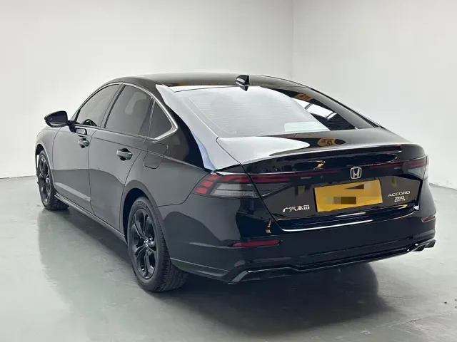 Honda Accord — Фото автомобиля 8