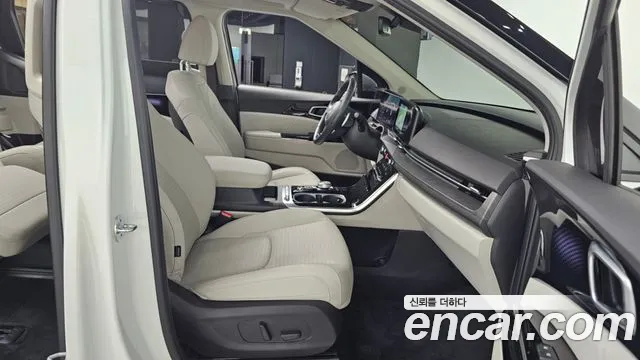 Kia Canival Carnival 4 поколение Дизель 7 мест Signature — Фото автомобиля 11