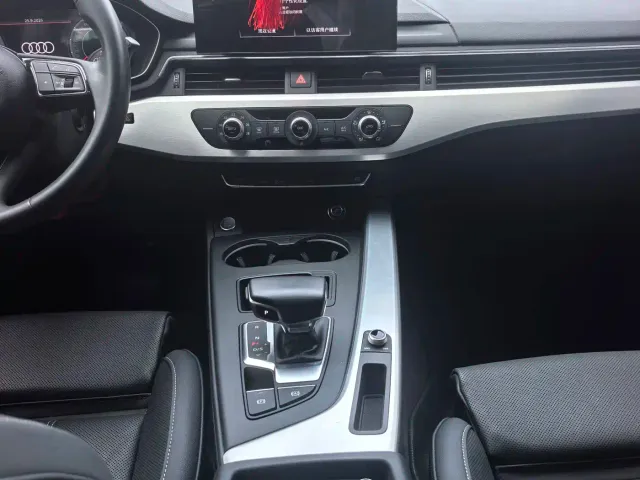 Audi Audi A4L 2023 40 TFSI Fashion Dynamic — Фото автомобиля 17