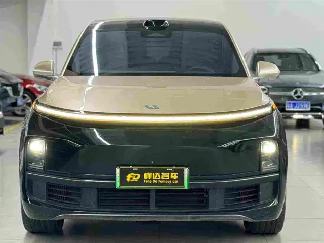 Li Auto L9 — Фото автомобиля 2