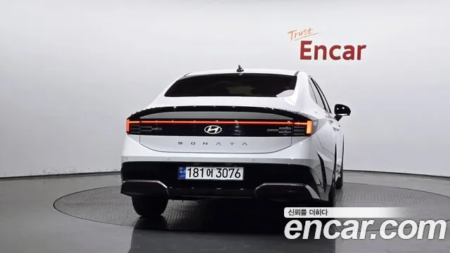 Hyundai Sonata — Фото автомобиля 4