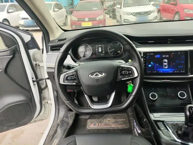 Chery Arrizo 5 — Фото автомобиля 10