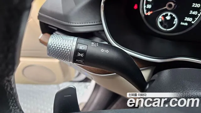 Genesis G80 Бензин 2.5 турбо 2WD — Фото автомобиля 18