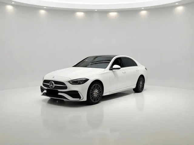 Фотография автомобиля — Mercedes-Benz C-Class
