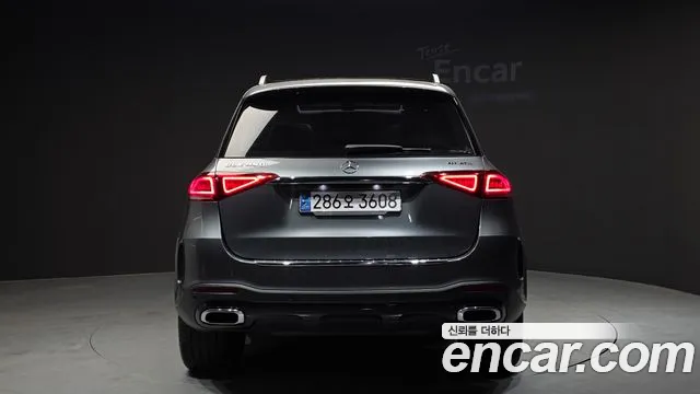 Mercedes-Benz GLE-Class — Фото автомобиля 4