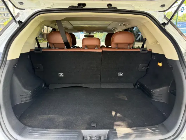 Geely Boyue — Фото автомобиля 10