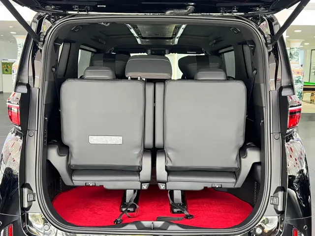 Toyota Vellfire — Фото автомобиля 10