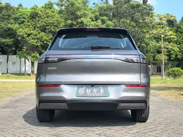 Geely Galaxy E5 — Фото автомобиля 12