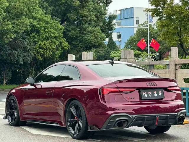 Audi RS 5 — Фото автомобиля 4