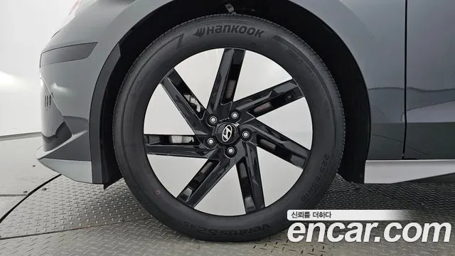 Hyundai Ioniq6 — Фото автомобиля 4