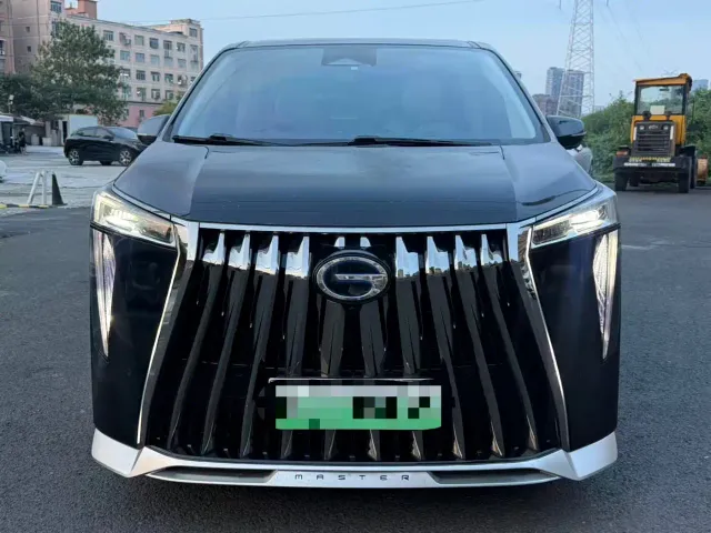 GAC Trumpchi E9 — Фото автомобиля 2
