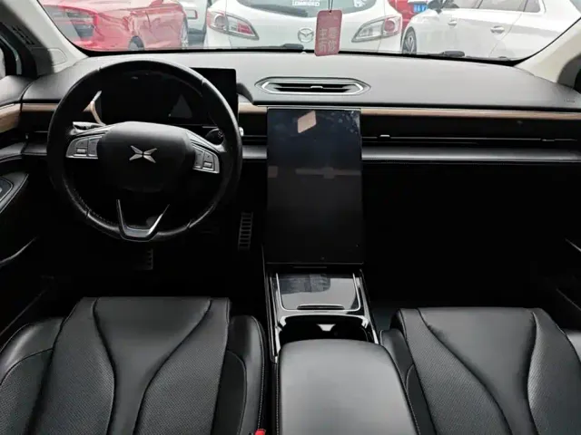 Xpeng P5 — Фото автомобиля 12