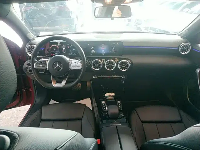 Mercedes-Benz A-Class — Фото автомобиля 9