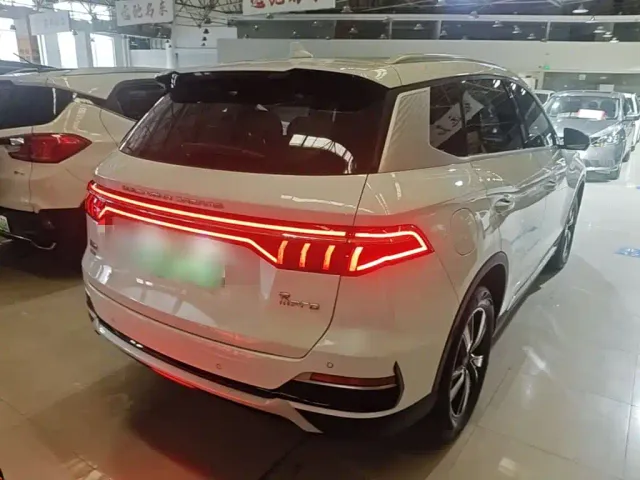 BYD Song Pro — Фото автомобиля 6