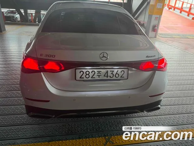 Mercedes-Benz E-Class W214 — Фото автомобиля 3