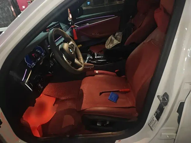BMW 5 Series — Фото автомобиля 11