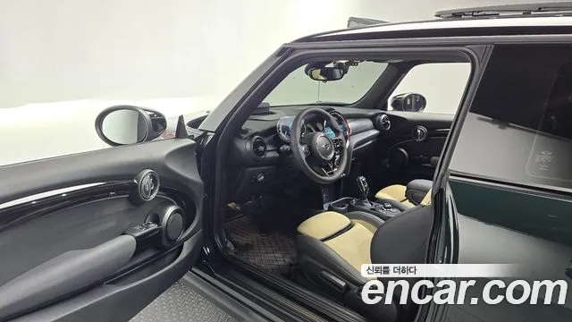 MINI Cooper — Фото автомобиля 15
