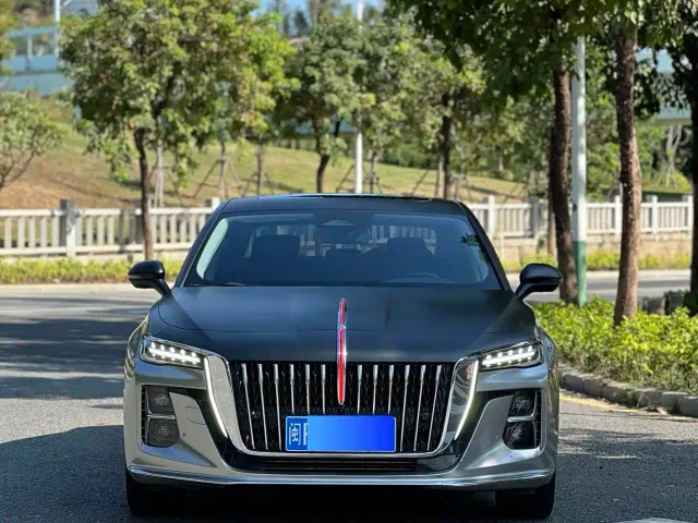 Hongqi H5 — Фото автомобиля 4
