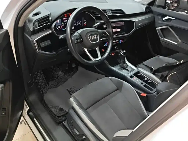Audi Q3 — Фото автомобиля 9