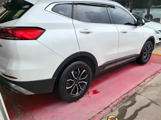 Haval H6 — Фото автомобиля 6