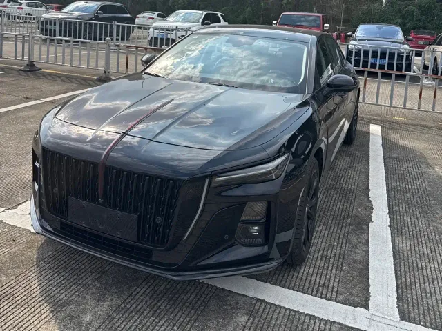 Фотография автомобиля — Hongqi H5