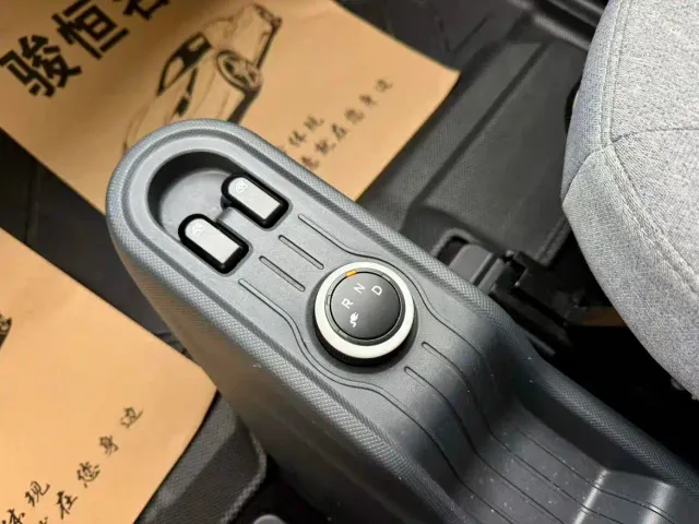 Wuling Hongguang Mini EV — Фото автомобиля 11
