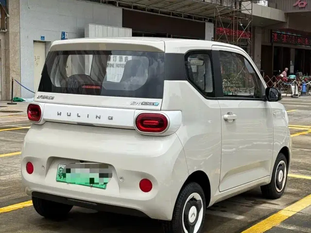Wuling Hongguang Mini EV — Фото автомобиля 5