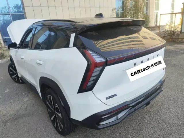 Geely Boyue L — Фото автомобиля 12