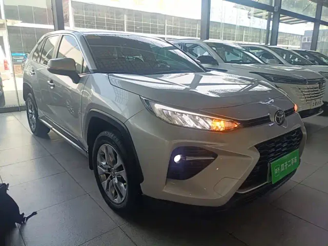Toyota Wildlander — Фото автомобиля 3