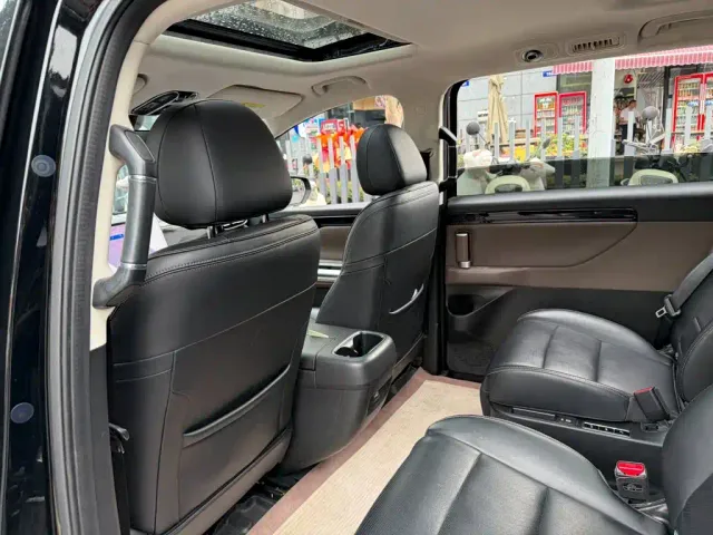GAC Trumpchi E8 — Фото автомобиля 11