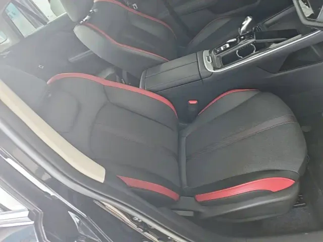 Dongfeng Yixuan MAX — Фото автомобиля 19