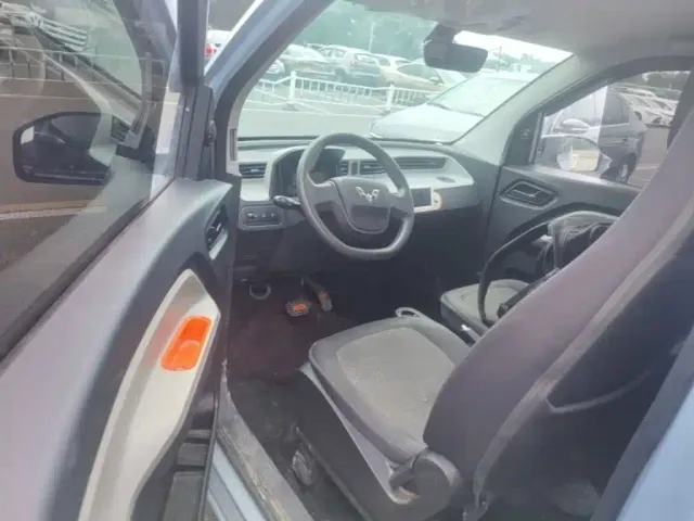 Wuling Hongguang Mini EV — Фото автомобиля 15