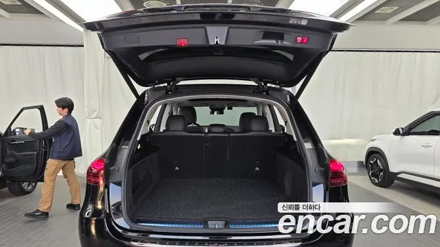Mercedes-Benz GLE-Class — Фото автомобиля 26