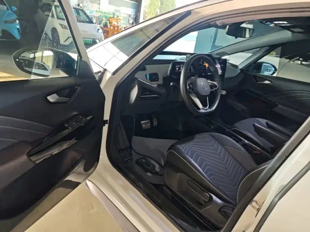 Volkswagen ID.3 — Фото автомобиля 15