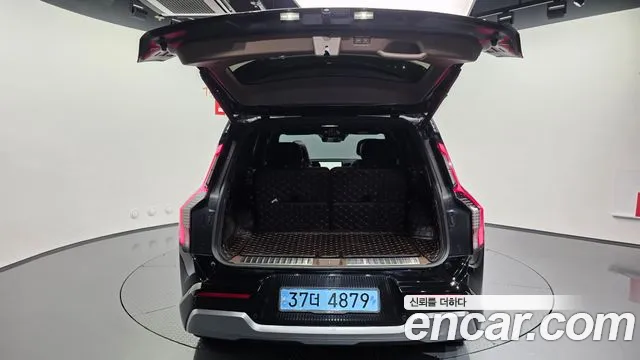Kia EV9 — Фото автомобиля 30