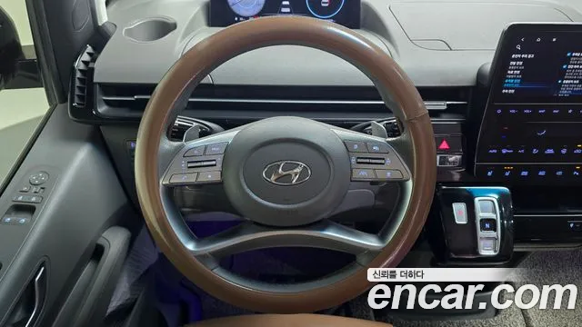 Hyundai Staria Staria 4WD Lounge 9 мест — Фото автомобиля 13