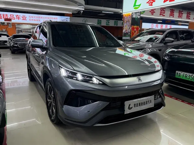 BYD Song Pro — Фото автомобиля 3
