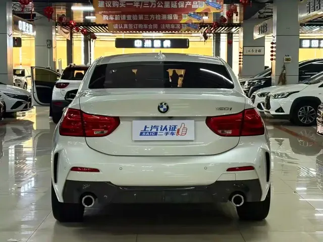 BMW 1 Series — Фото автомобиля 10