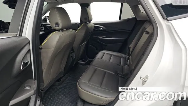 ChevroletGMDaewoo Trax Trax Кроссовер — Фото автомобиля 11