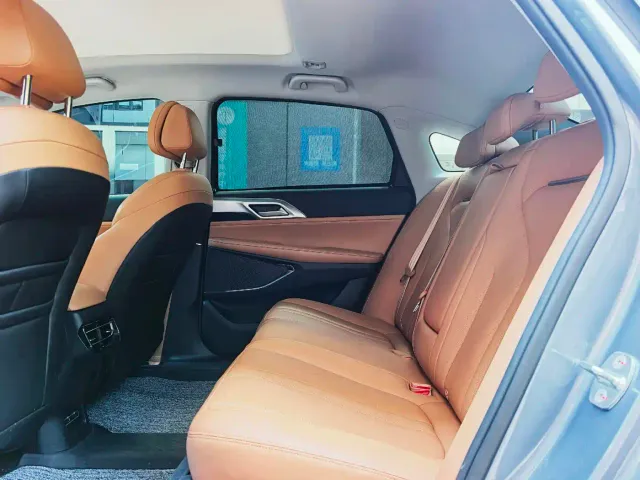 Xpeng P5 — Фото автомобиля 5